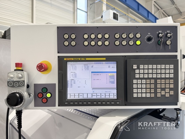 Control numerico FANUC 21i-TB en maquina herramienta STUDER S33 90149