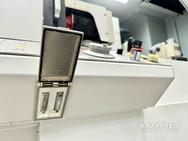 Rectificadora cilindrica CNC de precision JONES & SHIPMAN Ultramat 650 Easy-B 90120 maquina herramienta de segunda mano