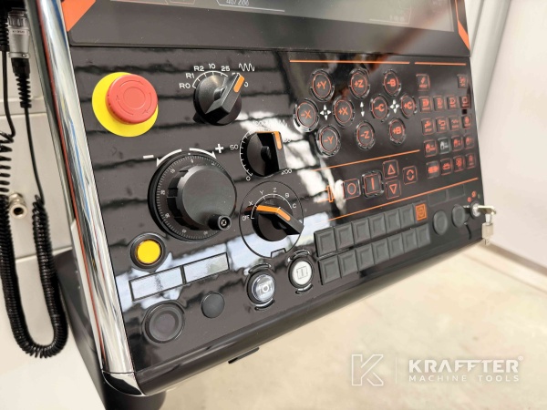 Control numerico en maquina herramienta MAZAK Variaxis C-600 90161