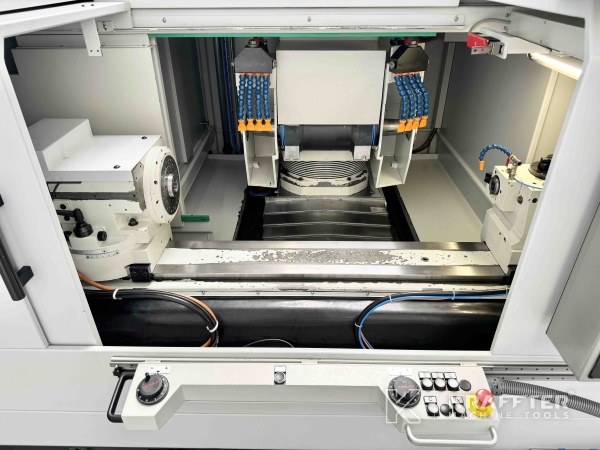 Rectificadora cilindrica CNC de alta precision TACCHELLA Elektra UA 1200 90114 en KRAFFTER Machine Tools