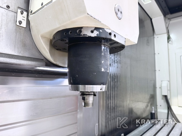 Centro de mecanizado de ocasión MAZAK VTC 800/30SR ejes en venta 90187