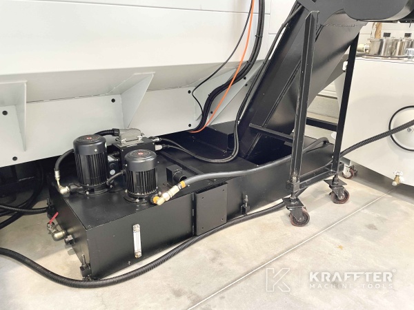 Transportador de virutas en maquina EUMACH DVM 2021 90082