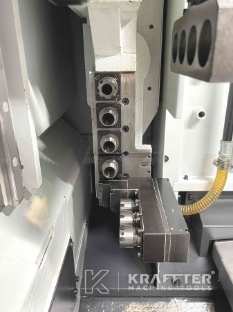 Portaherramientas axiales, radiales y fijos para torno CNC GOODWAY SW 32 de segunda mano 90059 