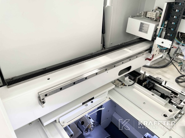 Torno con control numérico CITIZEN MIYANO GN 3200 90098 Maquina herramienta usada
