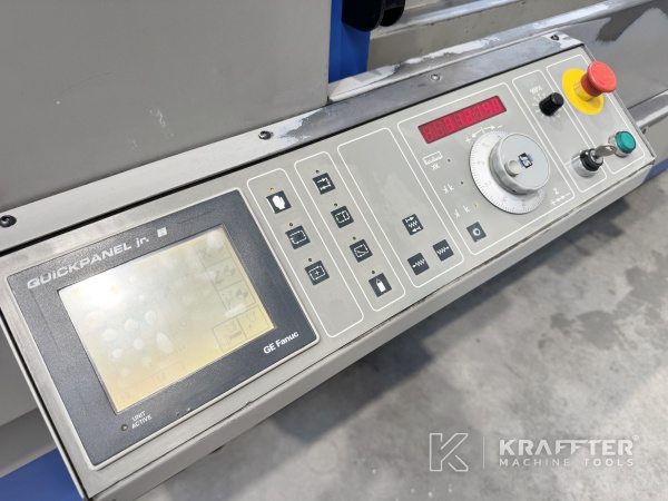 Panel de control en Rectificadora cilindrica CNC JONES & SHIPMAN Ultramat-X 90084