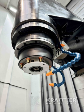 Mecanizado de precisión con Centro de mecanizado EUMACH UMC1000 90122 de segunda mano.