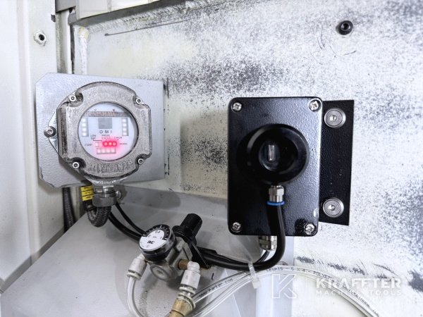 Maquinaria industrial para el mecanizado de alta precisión Fresado CHIRON FZ 08K S Magnum High Speed Plus 90153