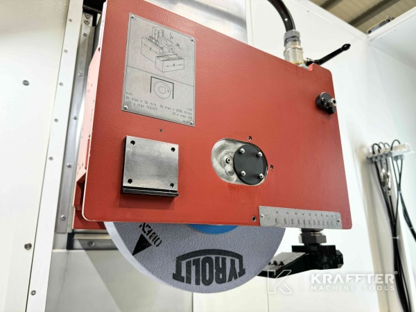 Compra y venta en todo el mundo de Rectificadora plana CNC BLOHM Planomat 616 HP 90136