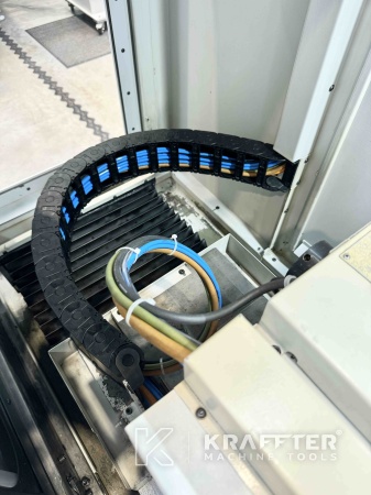 Rectificadora cilindrica CNC para metal de ocasión JONES & SHIPMAN Ultramat 650 Easy-B 90120