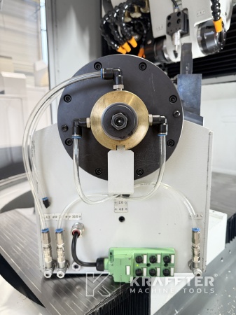 Mecanizado de precisión con Afiladora CNC WALTER Helitronic Power Diamond 90157 de segunda mano.