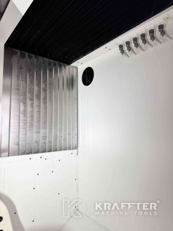 Centro de mecanizado para metal y mecánica de precisión MAZAK Variaxis C-600 90161