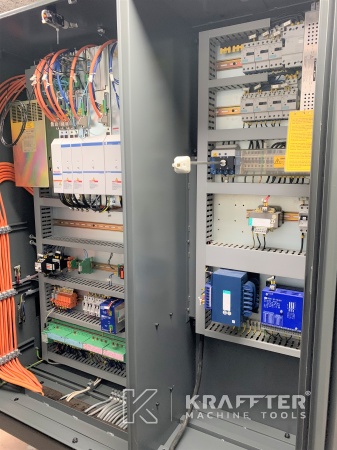 Armario eléctrico Afiladora CNC WALTER Helitronic Power Regrinder 20689-975