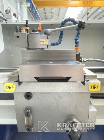 Torno de precisión SCHAUBLIN 225 en KRAFFTER Machine Tools 20690-007