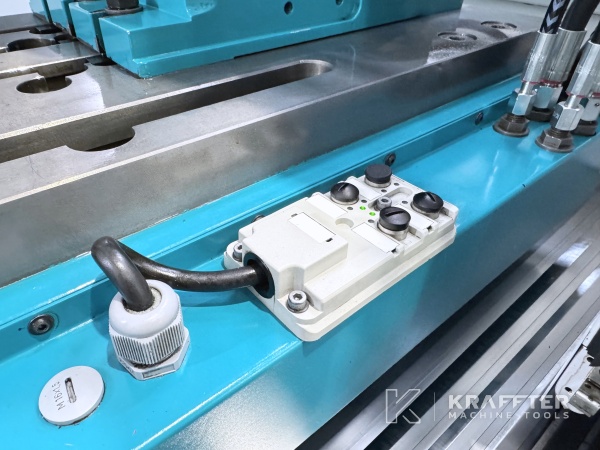 Compra y venta en todo el mundo de Afiladora CNC SCHNEEBERGER Gemini DMR 90173