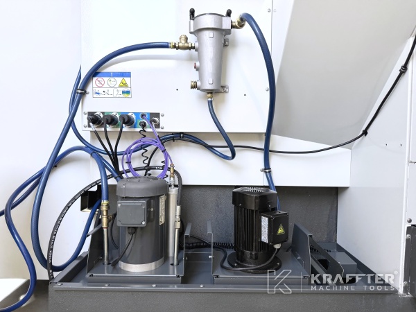 Compra y venta Centro de mecanizado HAAS UMC 750 SS 90145 España, Europa, Suiza, internacional