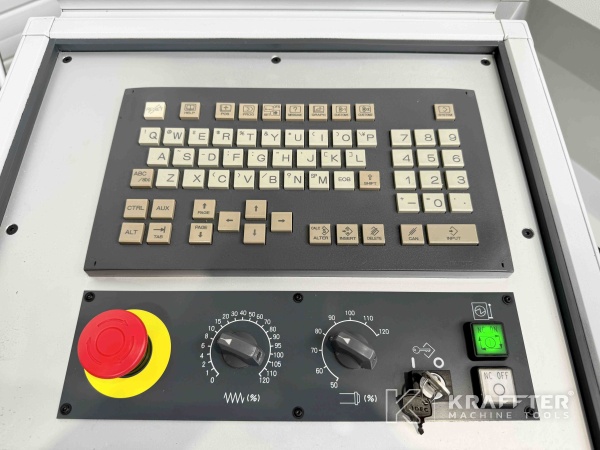 Panel de control en Torno CNC BENZINGER TNI B6 90116