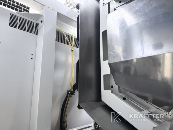 Máquina herramienta usada en venta BIGLIA B750-YS 90183 ejes en KRAFFTER