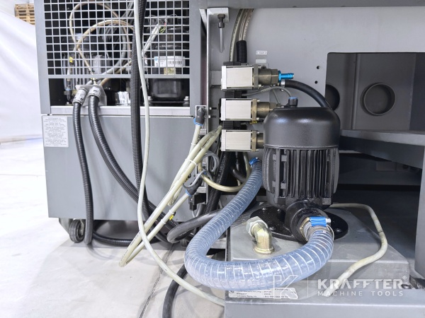 Centro de mecanizado CHIRON FZ 08K S HSP 90066 disponibles en España, Europa y a nivel internacional