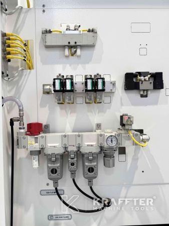 Compra y venta Centro de mecanizado MAZAK Variaxis C-600 90161 España, Europa, Suiza, internacional