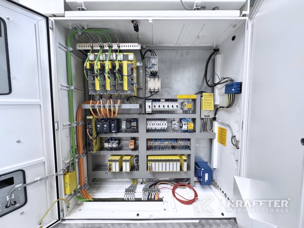 Armario electrico industrial en WALTER Helitronic Power 90186