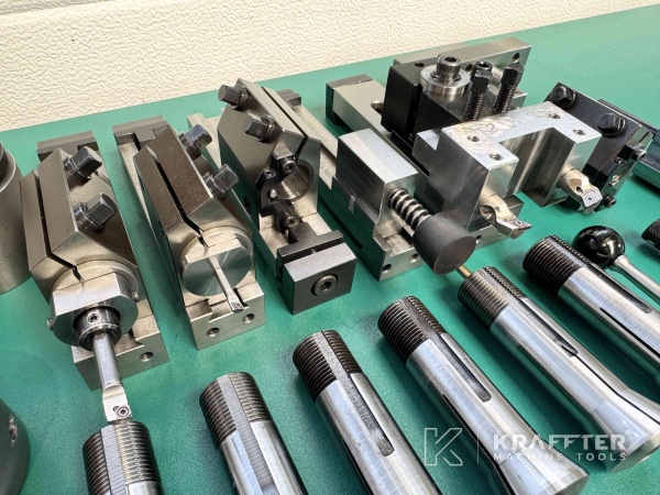 Torno para metal SCHAUBLIN 102 TM 90151 con herramientas motorizadas en KRAFFTER Machine Tools