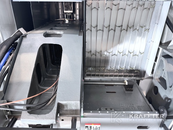 Centro de mecanizado HAAS UMC 750 SS 90145 disponibles en España, Europa y a nivel internacional