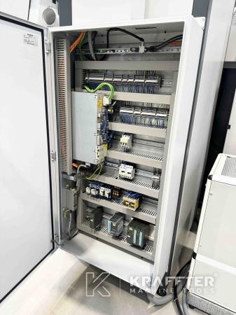 Armario eléctrico Centro de mecanizado MIKRON UCP 600 Vario 90074
