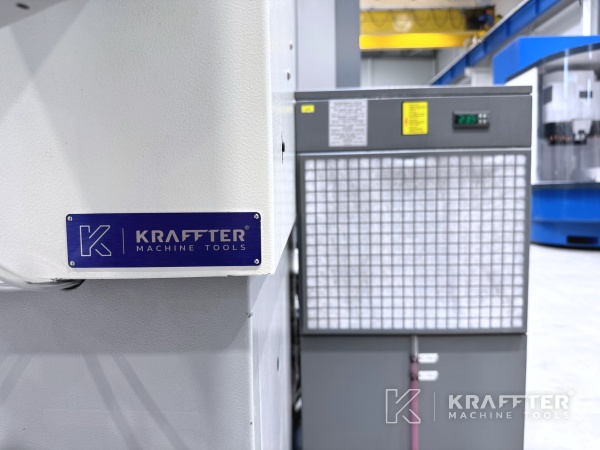 Placa de características Centro de mecanizado CHIRON FZ 08K S HSP en KRAFFTER Machine Tools 90066