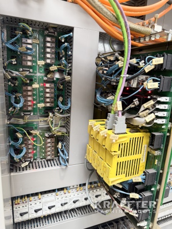 Armario electrico industrial para maquinaria industrial CMZ TX66 Y2 Quattro 90119