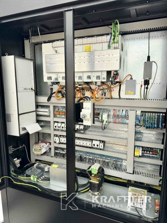 Armario eléctrico Centro de mecanizado EUMACH UMC1000 90122