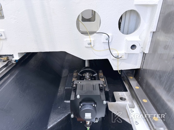 Torno de alta precisión de segunda mano MAZAK Mega Turn 900 90171 Maquina herramienta