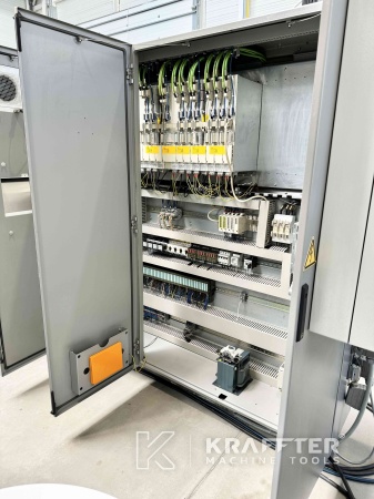 Armario electrico industrial para maquinaria industrial INDEX G160 90083