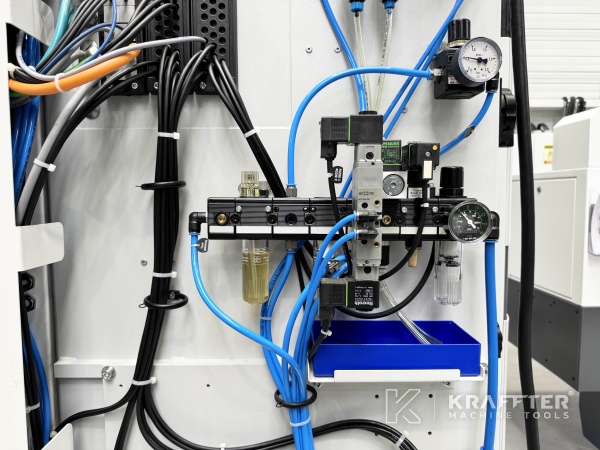 Rectificadora cilindrica CNC con control numérico STUDER S33 90177 Maquina herramienta usada