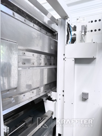 Torno de precisión BIGLIA B750-YS en KRAFFTER Machine Tools 90183
