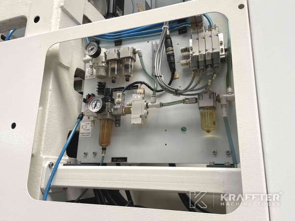 Compraventa internacional Centro de mecanizado HURON VX6 APC 90072