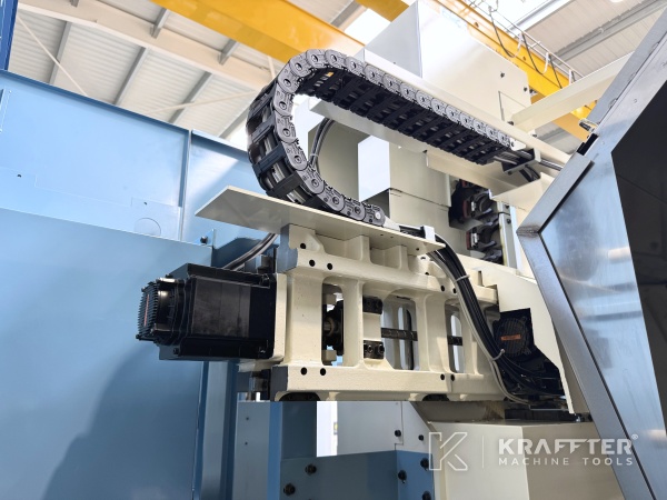 Centro de torneado y fresado OKUMA Multus B400 90175 disponibles en España, Europa y a nivel internacional