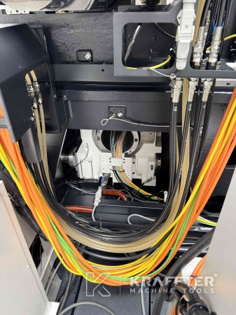 MAZAK Variaxis C-600 90161 Grandes dimensiones