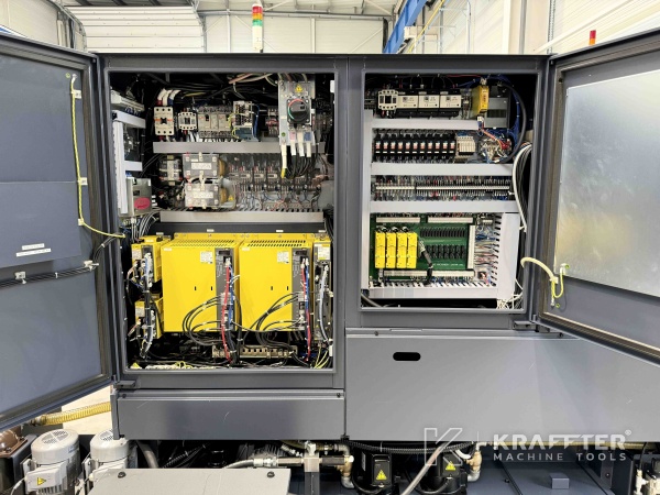 Armario electrico industrial en MIYANO BNJ 42 SY3 90118