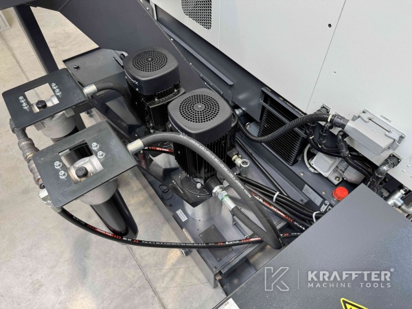 Torno CNC NAKAMURA NTJ 100 90150 Máquina herramienta de segunda mano