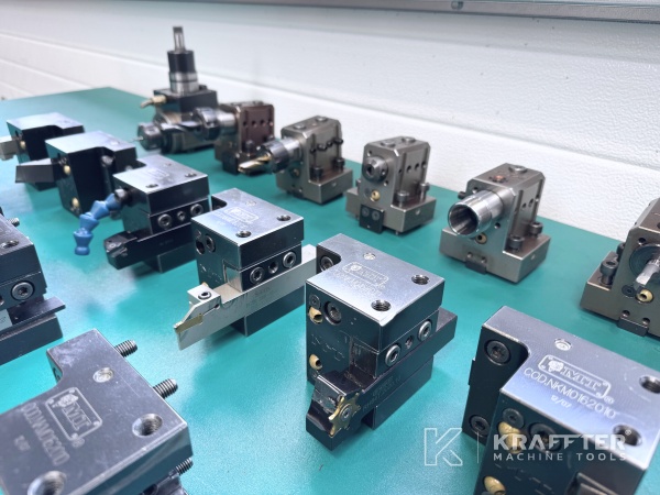 Accesorios, equipos, utillaje Torno CNC NAKAMURA TOME WT 100 90182
