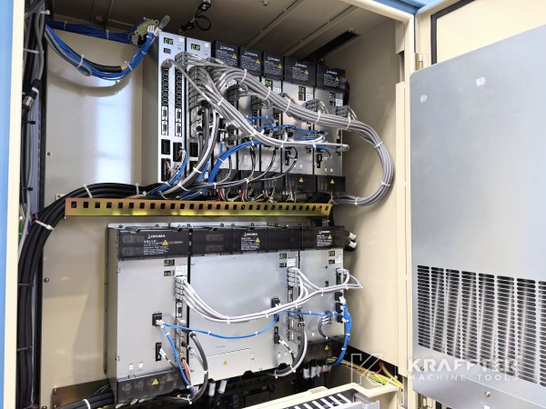 Armario electrico industrial para maquinaria industrial OKUMA Multus B400 90175