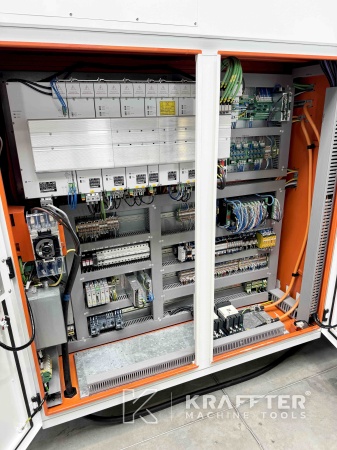 Armario electrico industrial para maquinaria industrial AXILE G6 90104