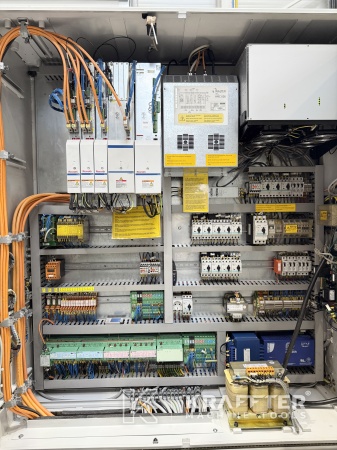 Armario electrico industrial en WALTER Helitronic Power Diamond 90157