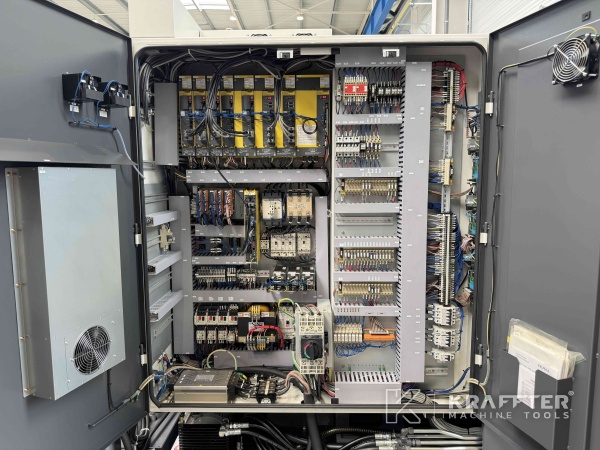 Armario electrico industrial para maquinaria industrial NAKAMURA NTJ 100 90150