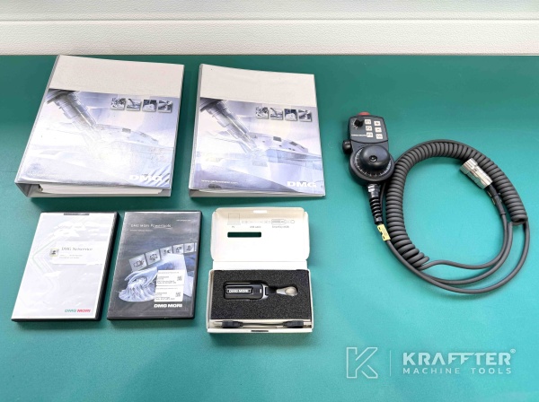 Accesorios, equipos y manual de usuario DMG MORI DMU 75 monoBLOCK 90094