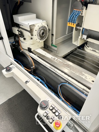 Mecanizado de precisión con Rectificadora cilindrica CNC TACCHELLA Elektra UA 1200 90114 de segunda mano.