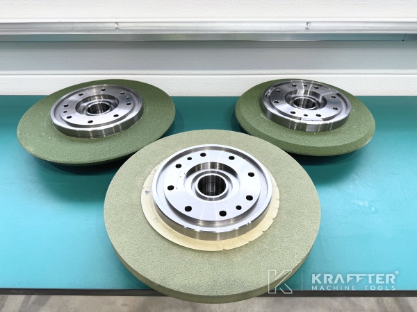 Accesorios, equipos, utillaje Rectificadora cilindrica CNC STUDER S33 90177