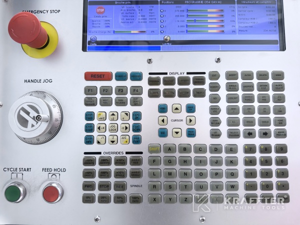 Control numerico  en maquina herramienta HAAS UMC 750 SS 90145