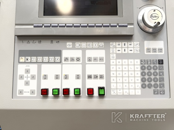 Control numerico MITSUBISHI Meldas 635LCC en maquina herramienta BOLEY BE 42 90062