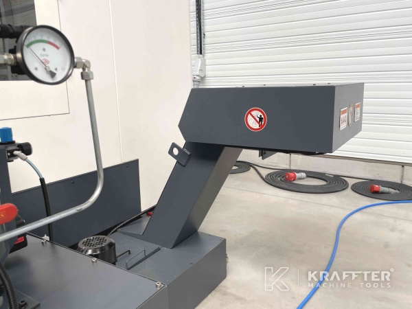 Transportador de virutas en maquina HURON VX6 APC 90072